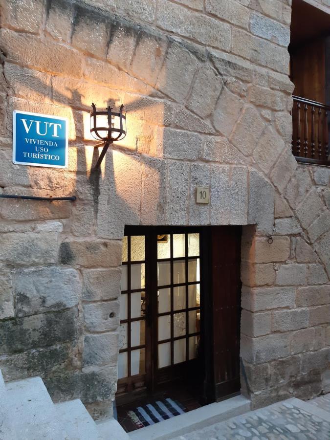 Lo Cremalle Valderrobres Buitenkant foto